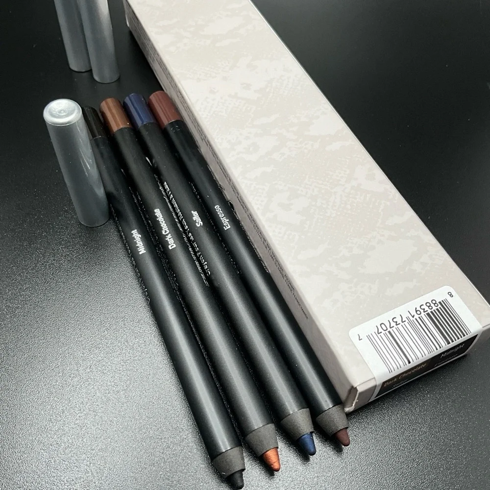 Mally evercolor starlight eyeliner 4 piece set with MALLY SHARPENER